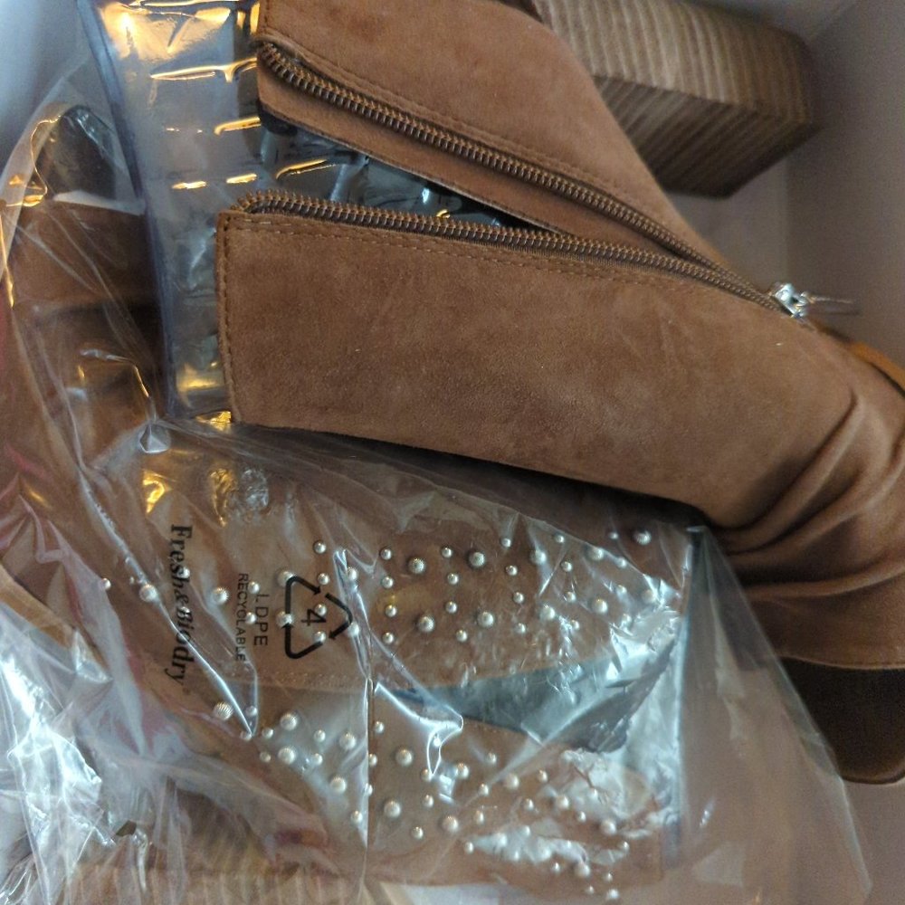 Vince camuto new in box machine size 9m women shoe